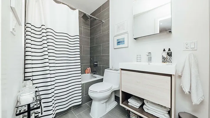 Rented by Nooklyn NYC LLC | media 42