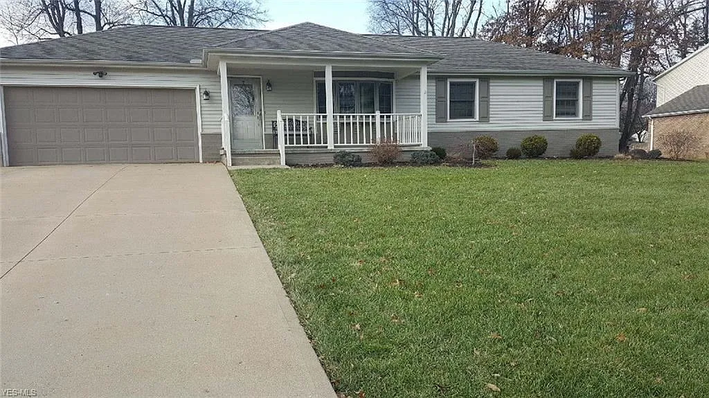 567 Harding Ave NW photo 1