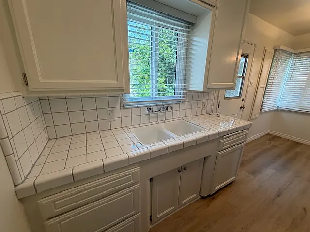 8542 Luxor St — Photo 11