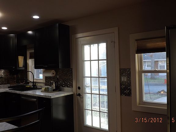 3rd image of 627C Huntington Dr