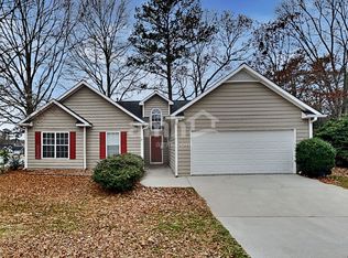 773 Chatham Park Cv, Lawrenceville, GA 30046