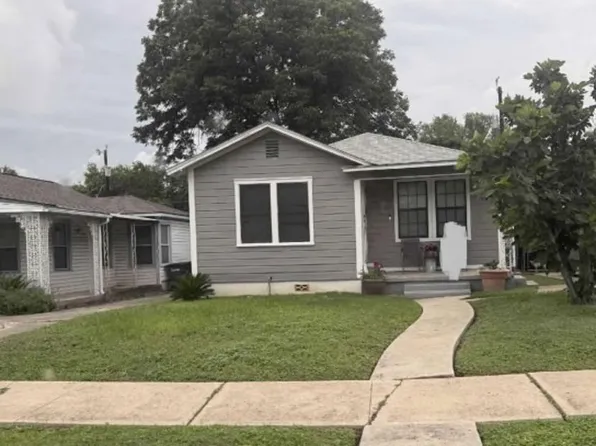 711 W Norwood Ct, San Antonio, TX 78212