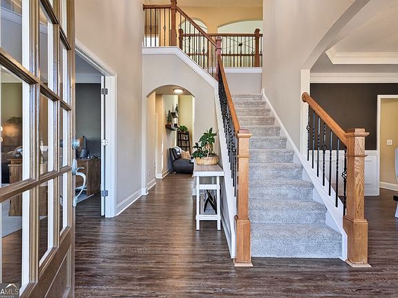 3rd image of 1250 Redhead Ln