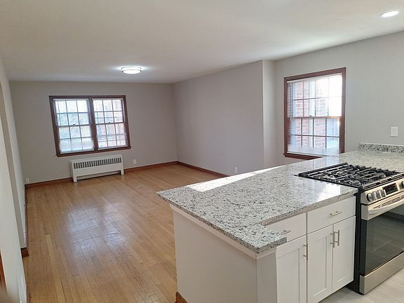 5th image of 5515-5519 W Martin Dr #4