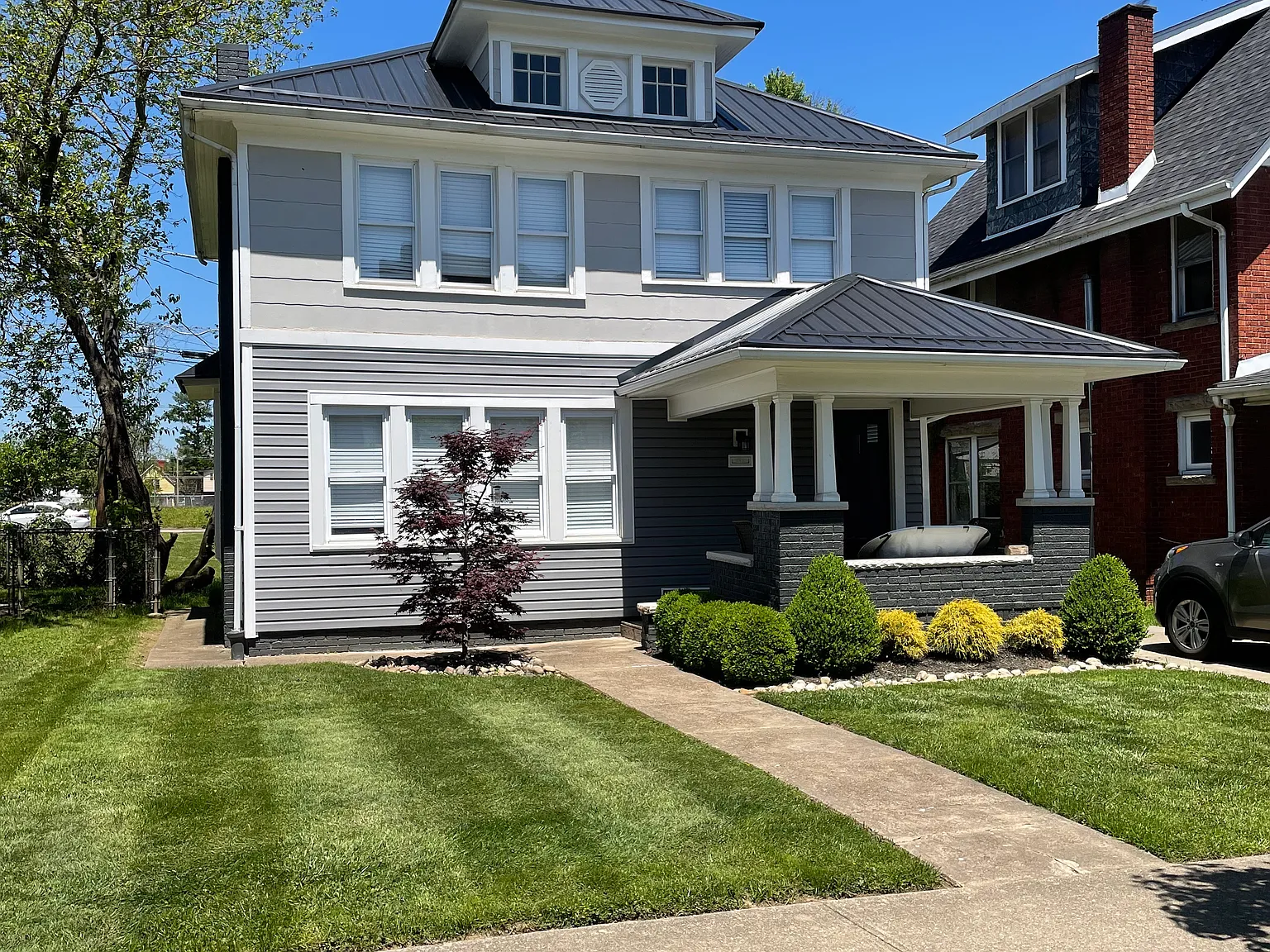 3 bed, 1368 sqft, $2,100 — Photo 1