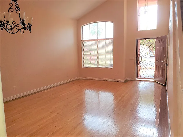 4727 E Goldfinch Gate Ln — Photo 3