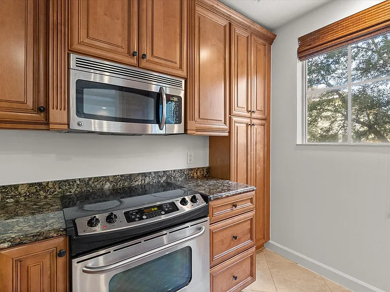 1125 Bolton Pl #A — Photo 26