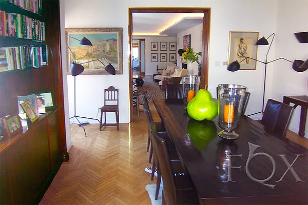 Rented by Fox Residential Group | media 4