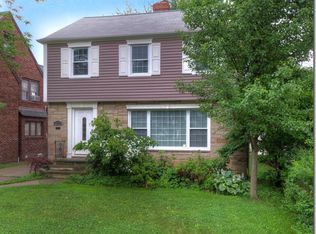 3810 Faversham Rd, University Heights, OH 44118