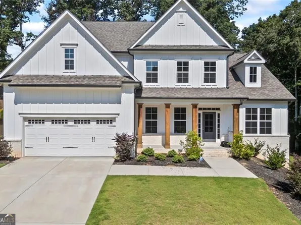 1830 Sauterne Dr, Hoschton, GA 30548