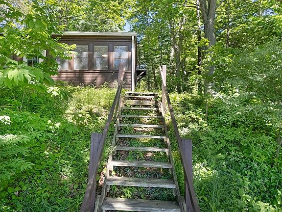 4th image of 7527 Lake Bluff Rd