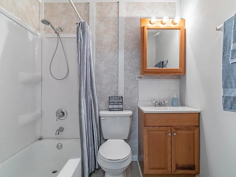 585 Hill Dr #315 — Photo 16