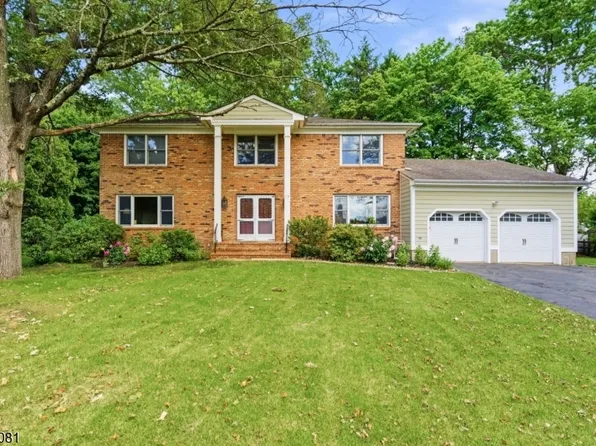 10 Dickens Ct, Morris Twp., NJ 07960