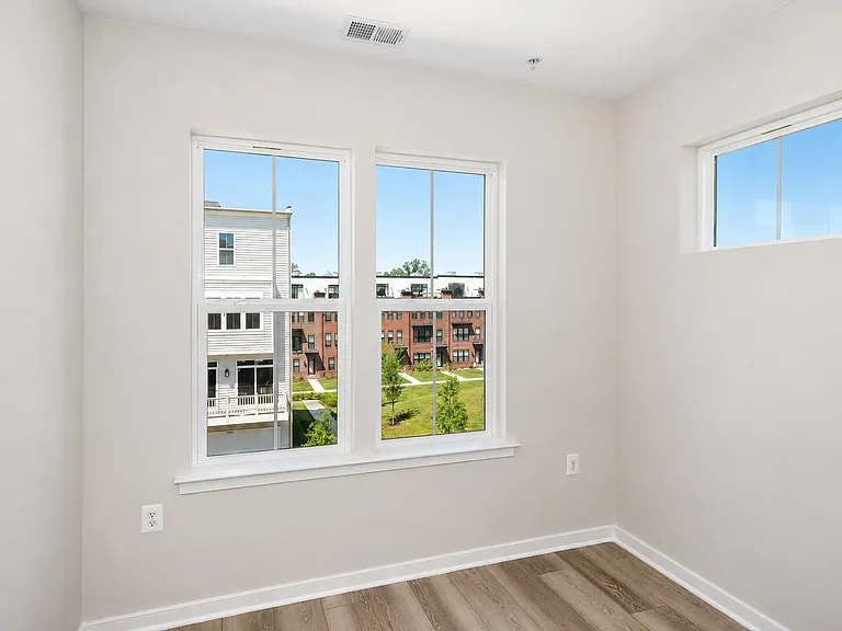42126 Hazel Grove Ter — Photo 35