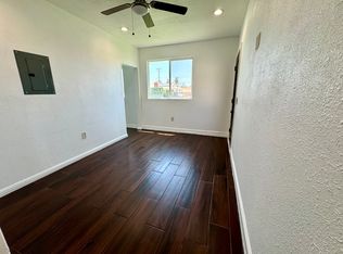 1091 E Columbia Ave, Pomona, CA 91767