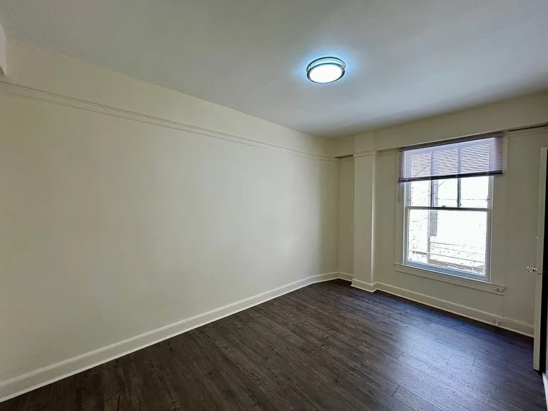 1027 Grant Ave #8 — Photo 8
