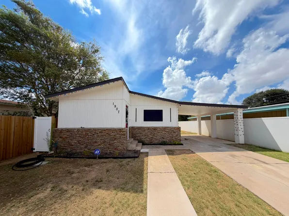 1907 E Plum St, Laredo, TX 78043