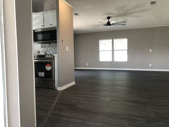 5th image of 2178 Lakeside Blvd