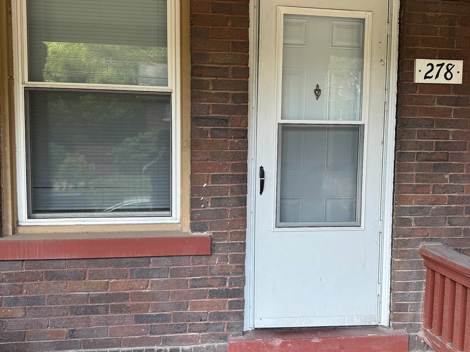 274-284 E Lane Ave — Photo 2