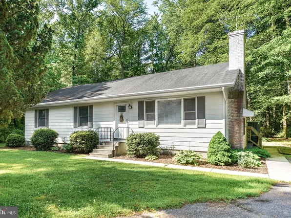 9342 Cropper Island Rd, Newark, MD 21841