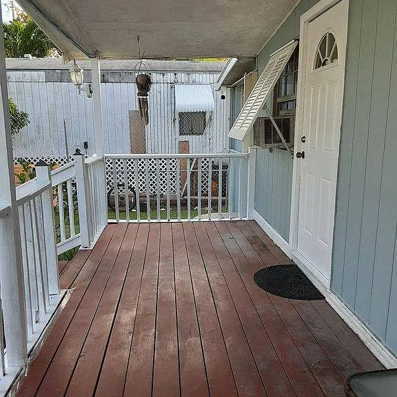18F Cross St — Photo 9