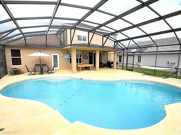 3rd image of 13720 Bluewater Cir