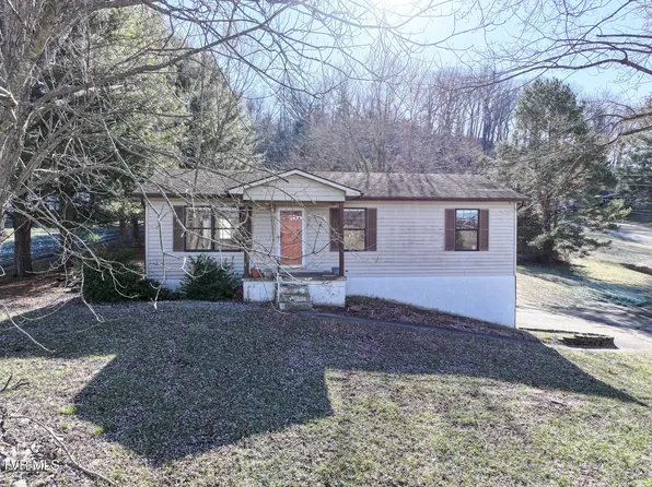 1590 Old Snapps Ferry Rd, Chuckey, TN 37641