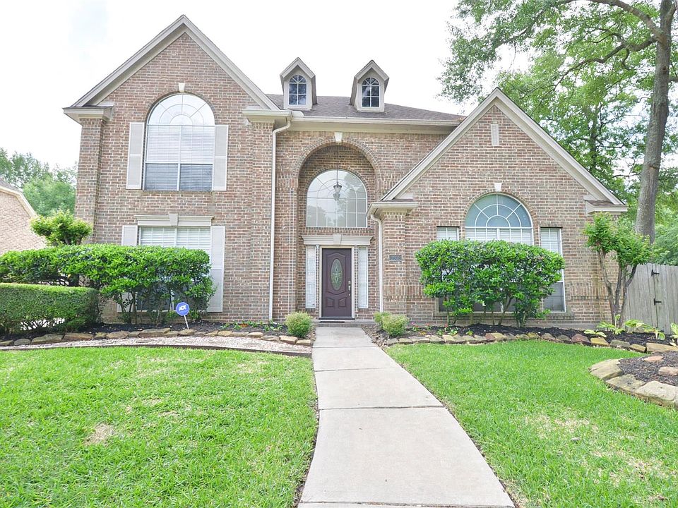1st image of 3502 Valley Chase Dr