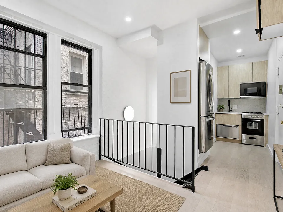 280 Mulberry St #1A