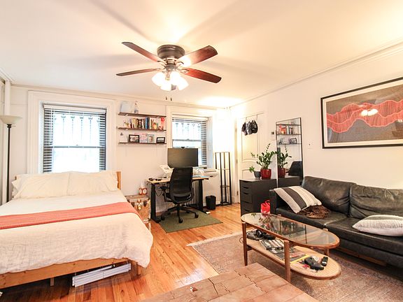 5th image of 47 Wyckoff St Unit 1