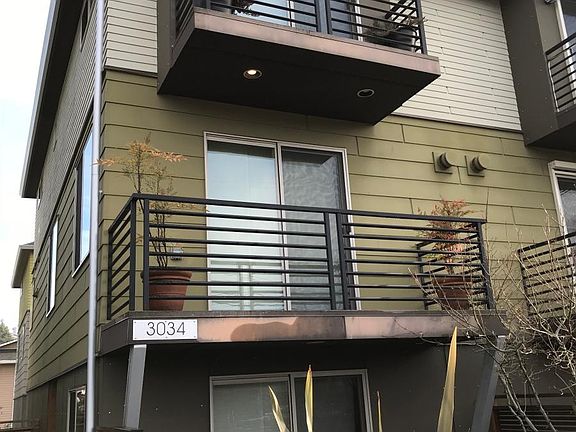 Townhouse on 61st Ave