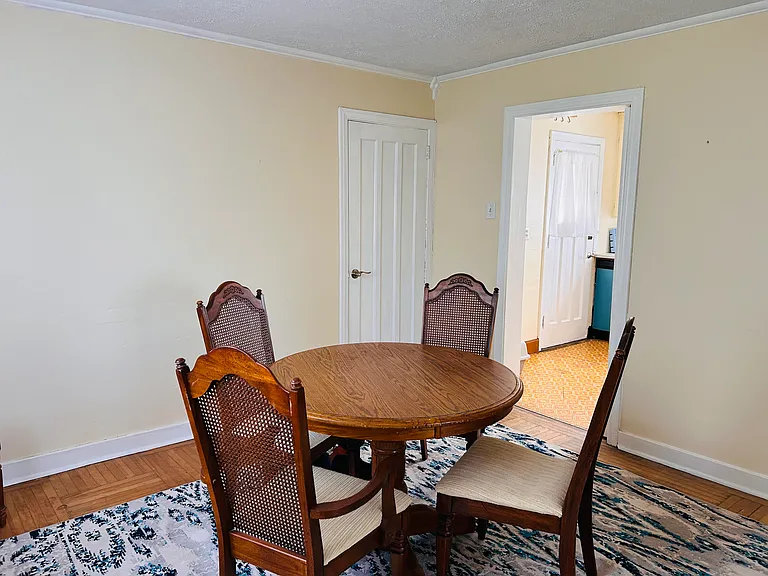 114 Braddock Rd — Photo 5