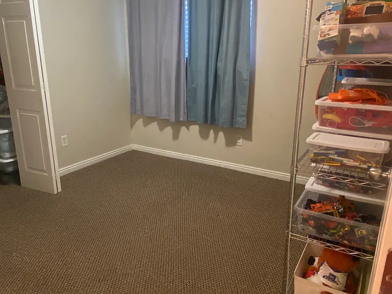 1606 Westbury Way #B — Photo 6
