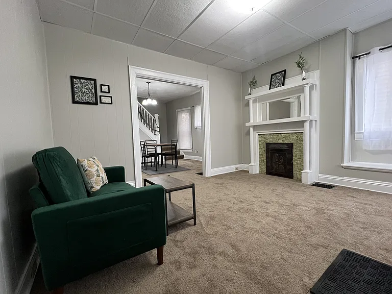 109-111 Marathon Ave #109.3 — Photo 7