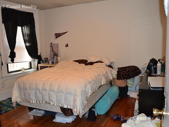 5th image of 1453 Beacon St #31D