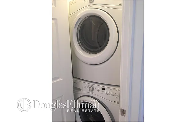 Rented by Douglas Elliman | media 14