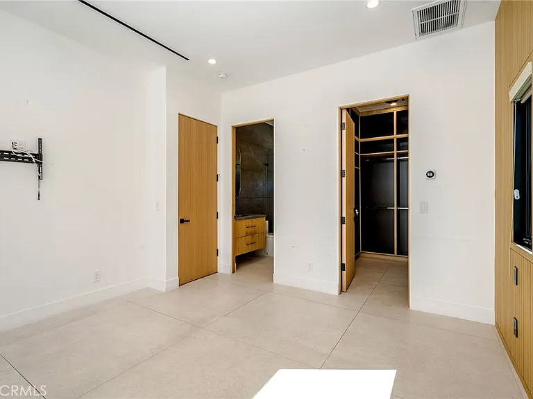 22843 Dolorosa St — Photo 7