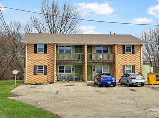 3811 Carpenter Dr #4, Louisville, KY 40229