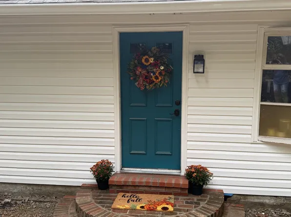 11522 Stirrup Ln, Lusby, MD 20657