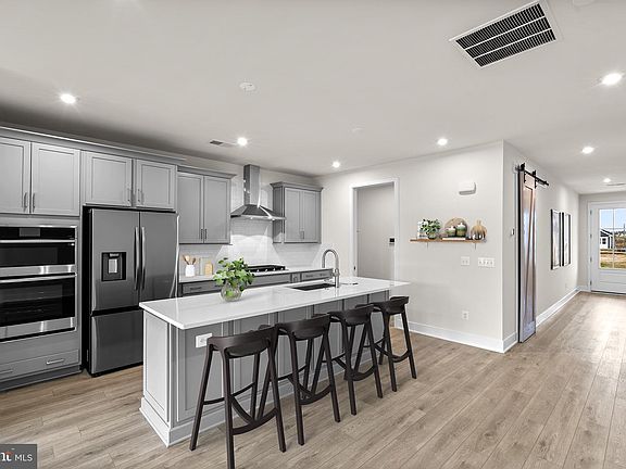 2nd image of 102 Keystone Ln Homesite 1091