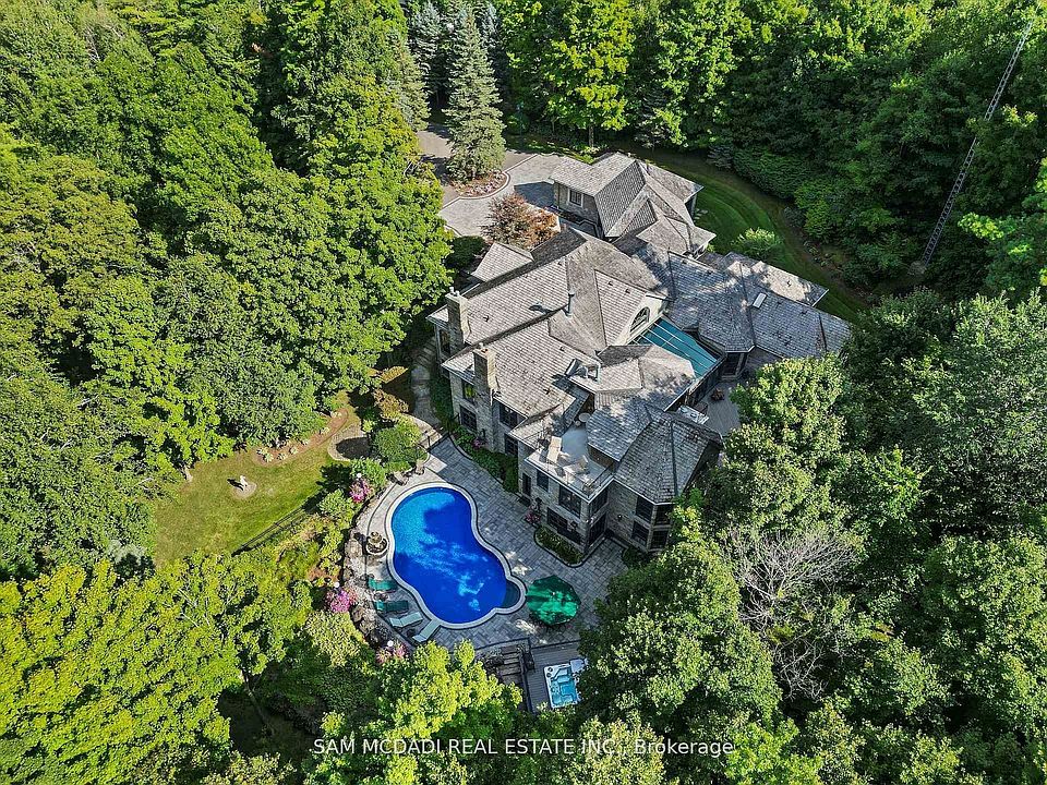 1st image of 10140 Pineview Trl