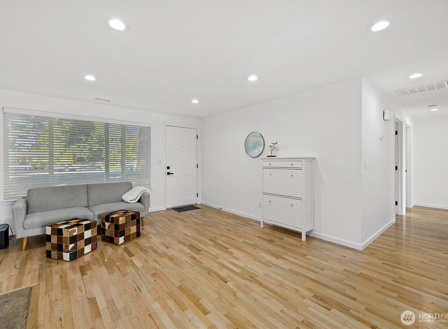 3 bed, $3,300 — Photo 1