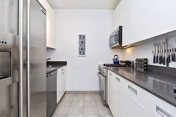Rented by Keller Williams NYC | media 18
