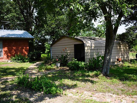 3rd image of 1825 N County Road 2216