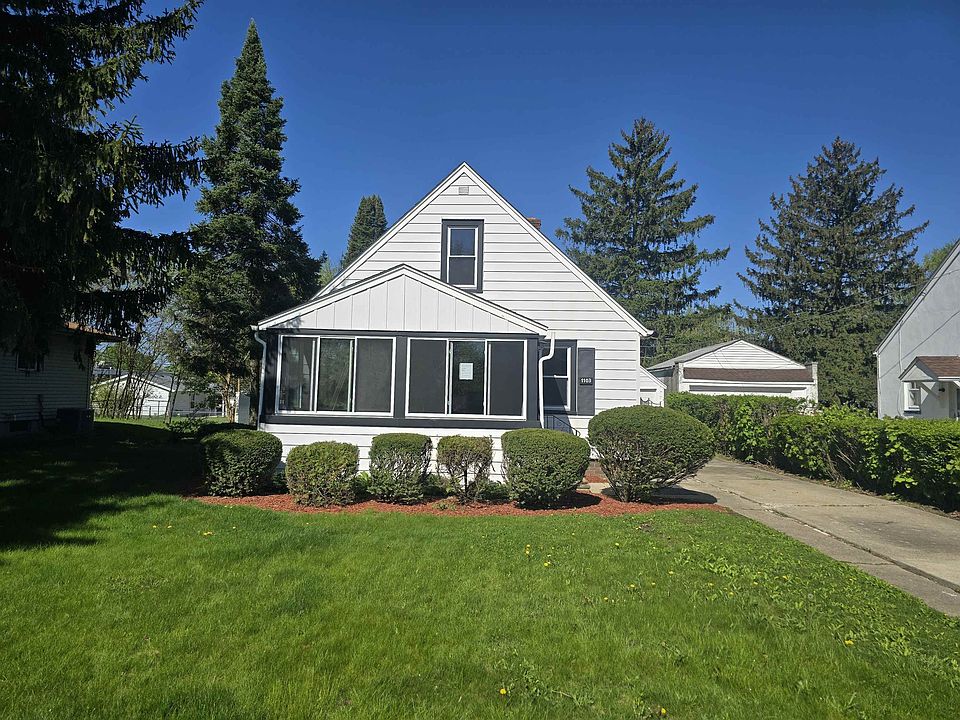 2nd image of 1103 Kingsway Ave