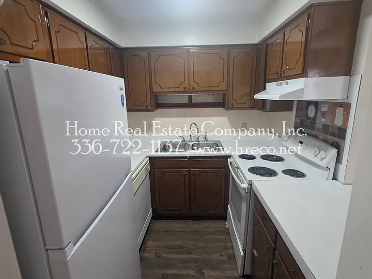 1441 Brookwood Dr #A — Photo 5