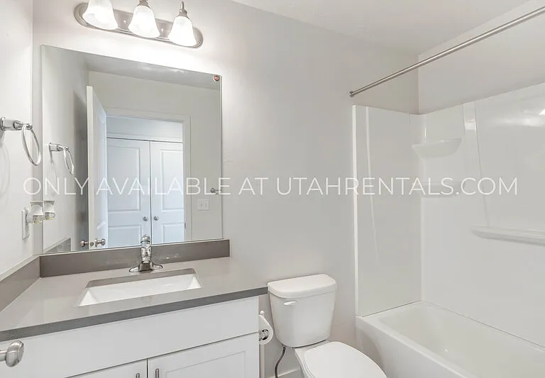 4249 E Hill View Dr — Photo 10