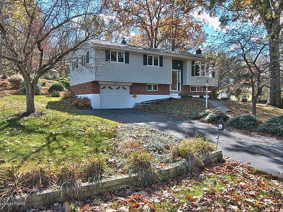 2nd image of 26 Lions St