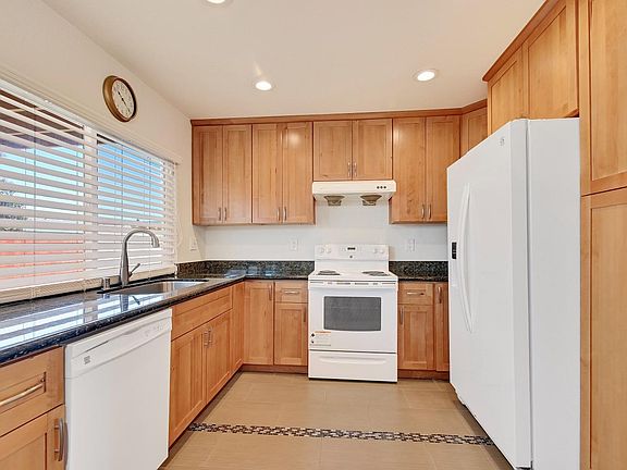 4th image of 1187 Jack London Drive