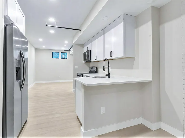 72 Kendrick Ave #101 — Photo 6
